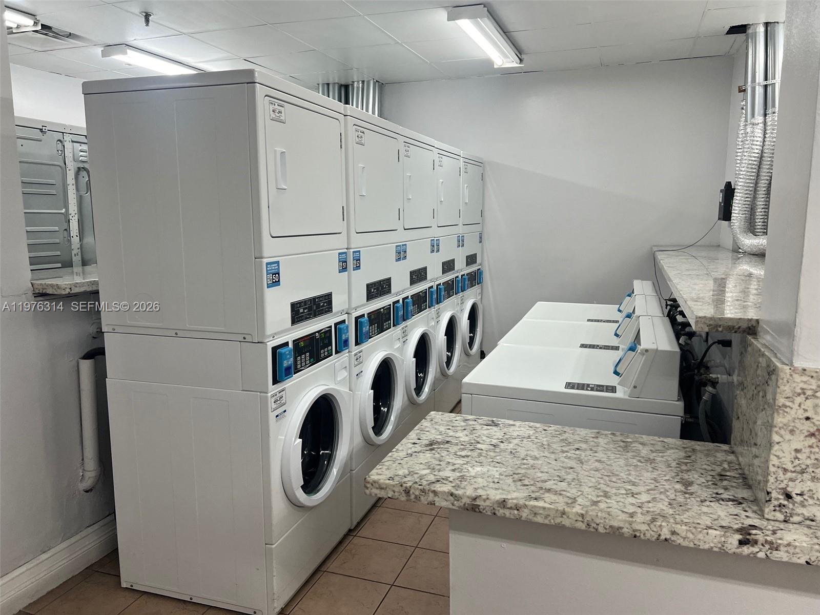 MADISON DOWNTOWN CONDO - Residential
