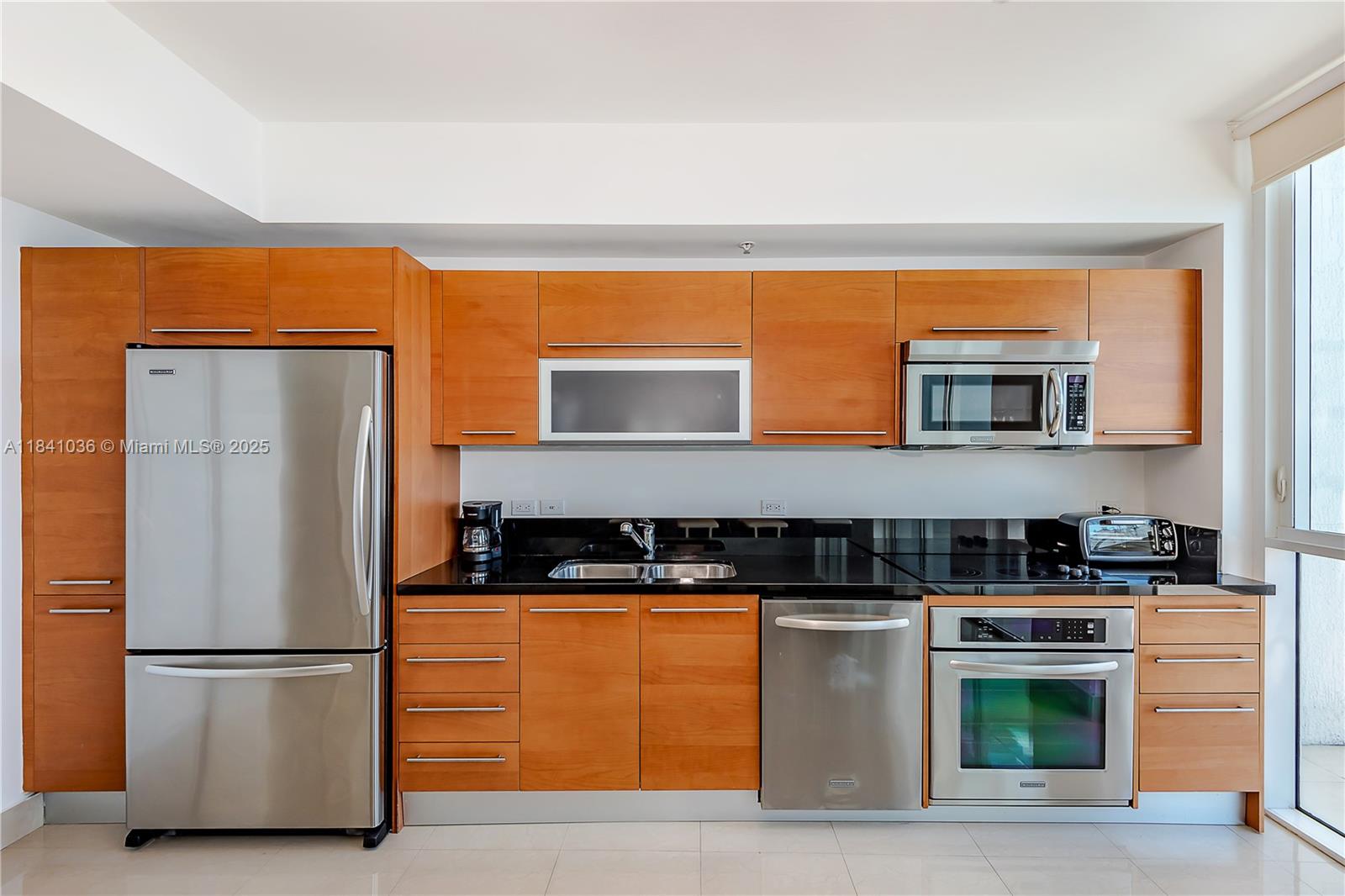 VIZCAYNE SOUTH CONDO - Residential Lease
