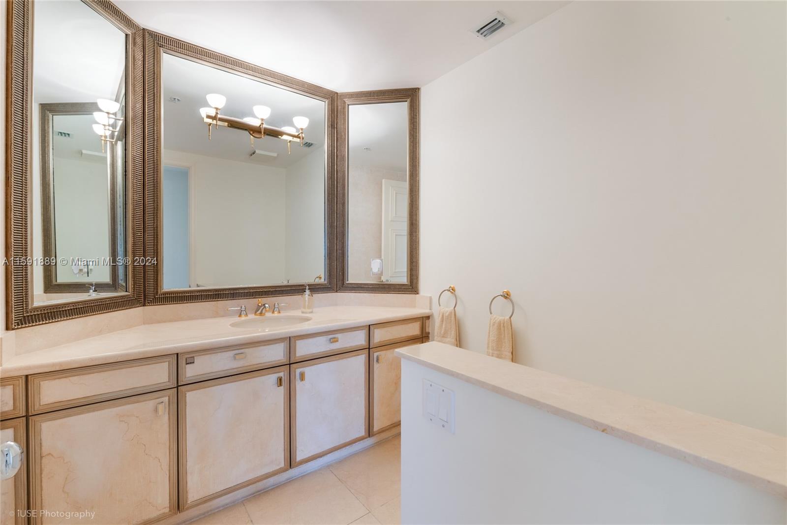 DEERING BAY CONDO II - Residential
