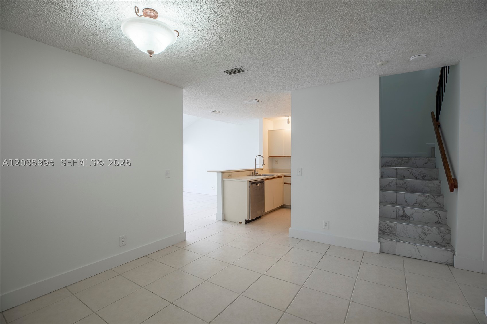 COSTAIN VILLAS HRBR VILG - Residential Lease