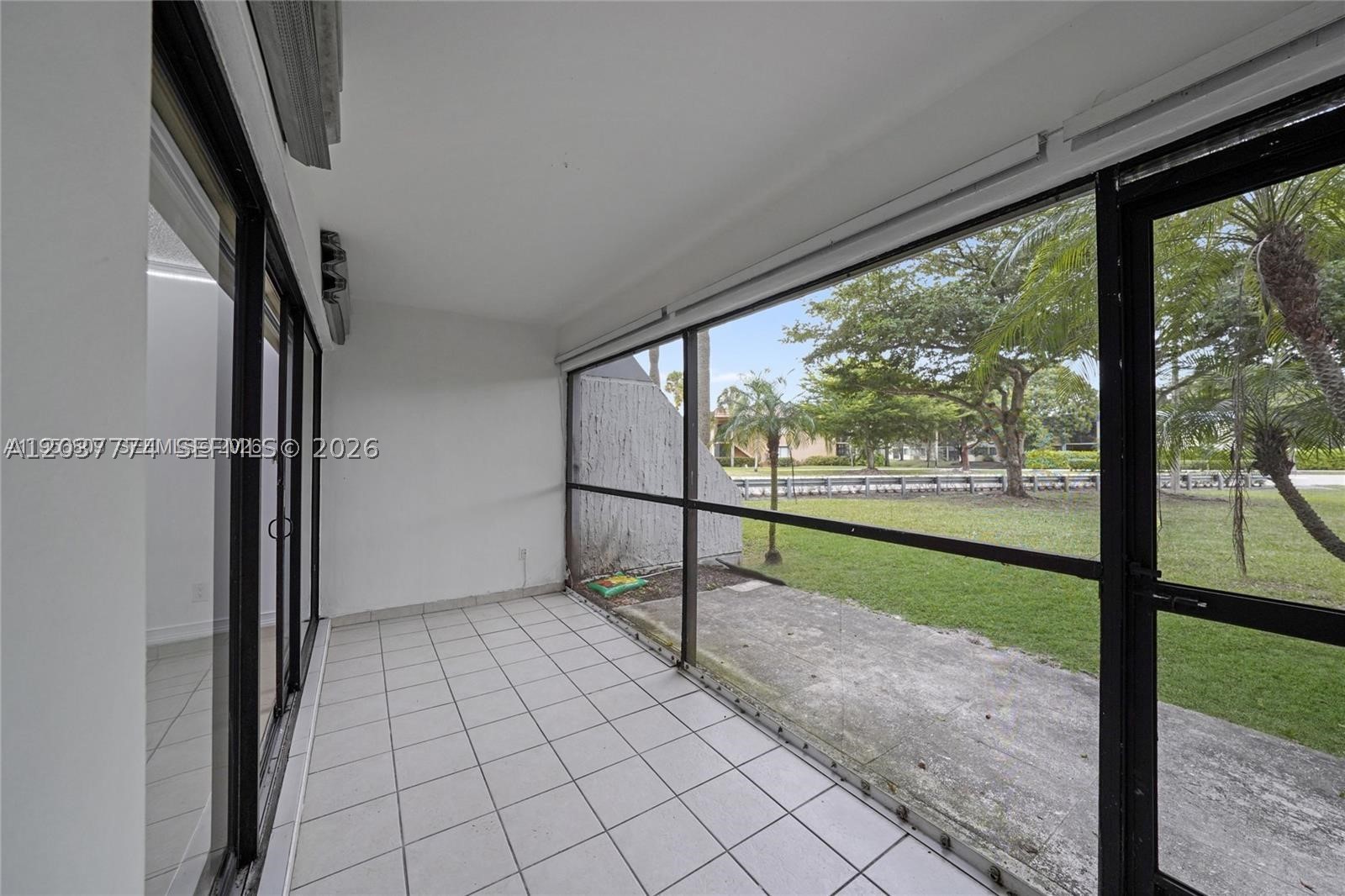 BUILDING SIX OF RACQUET C - Residential Lease
