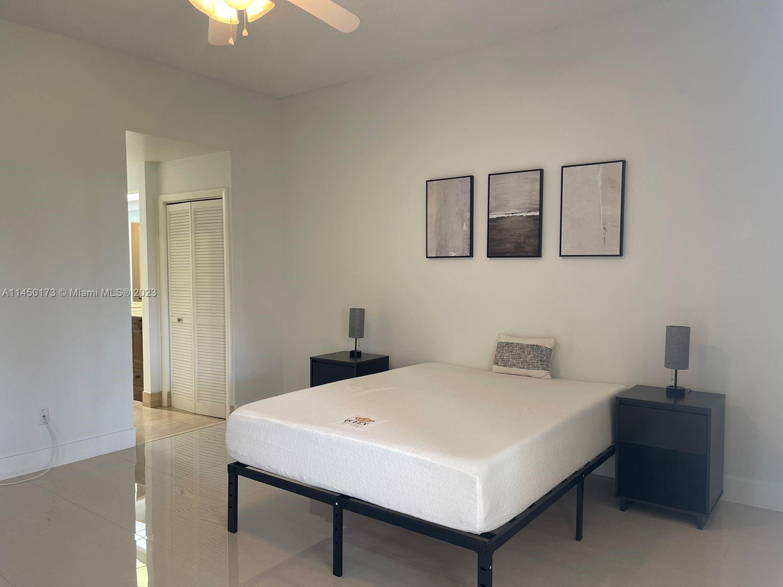 LA PAZ AT BOCA POINTE - Residential Lease