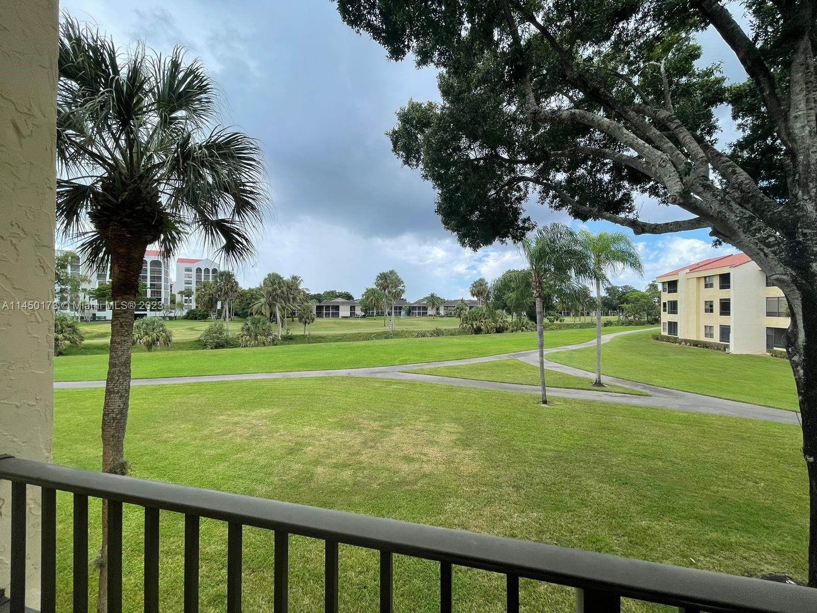 LA PAZ AT BOCA POINTE - Residential Lease