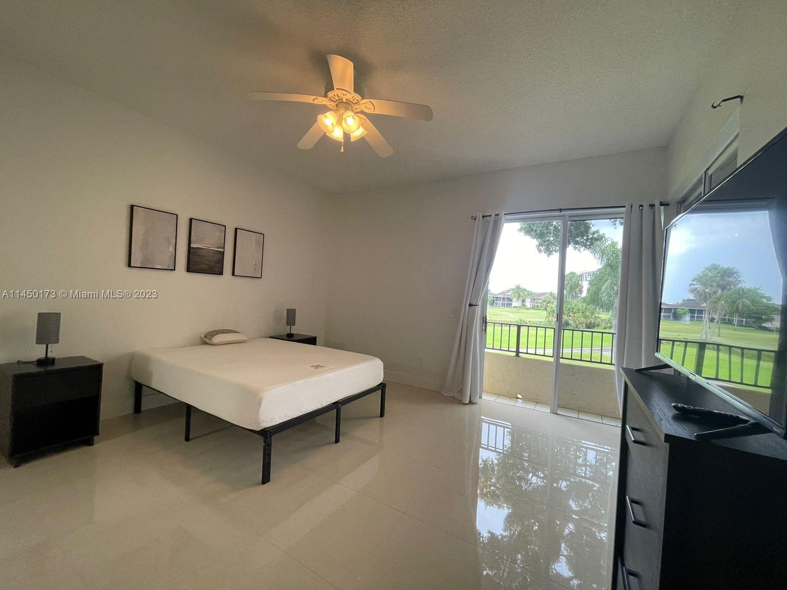 LA PAZ AT BOCA POINTE - Residential Lease