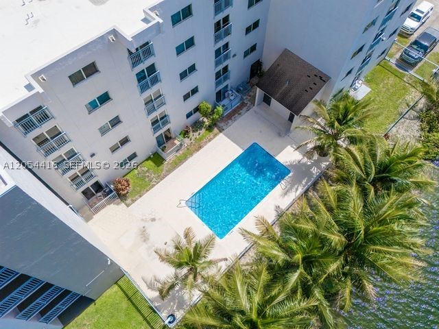 VISTA DEL LAGO I CONDO - Residential