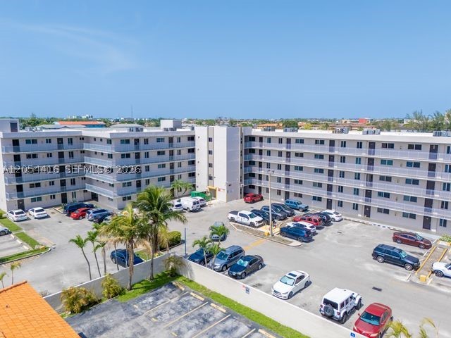 VISTA DEL LAGO I CONDO - Residential