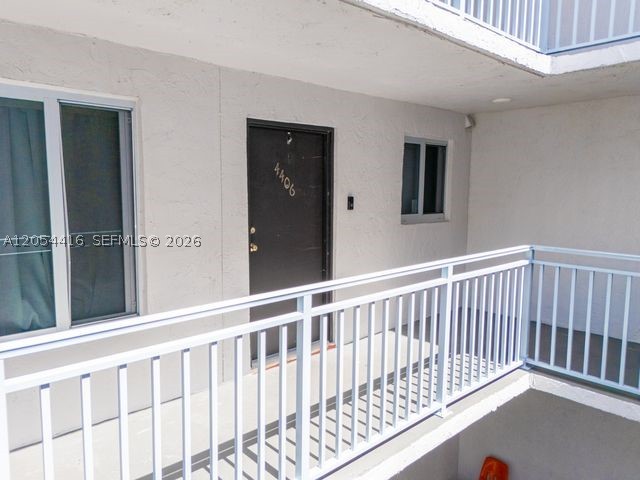 VISTA DEL LAGO I CONDO - Residential
