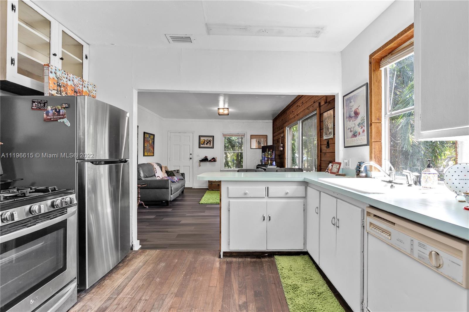 LAKE HEIGHTS - Residential
