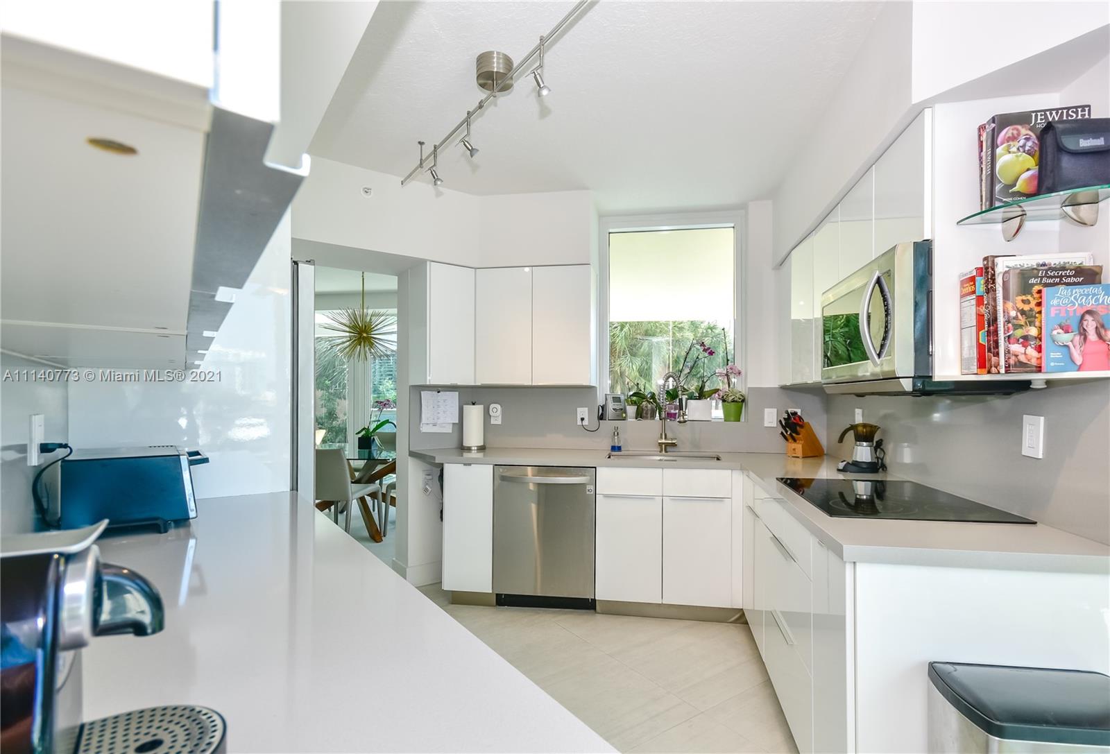 HIDDEN BAY CONDO - Residential