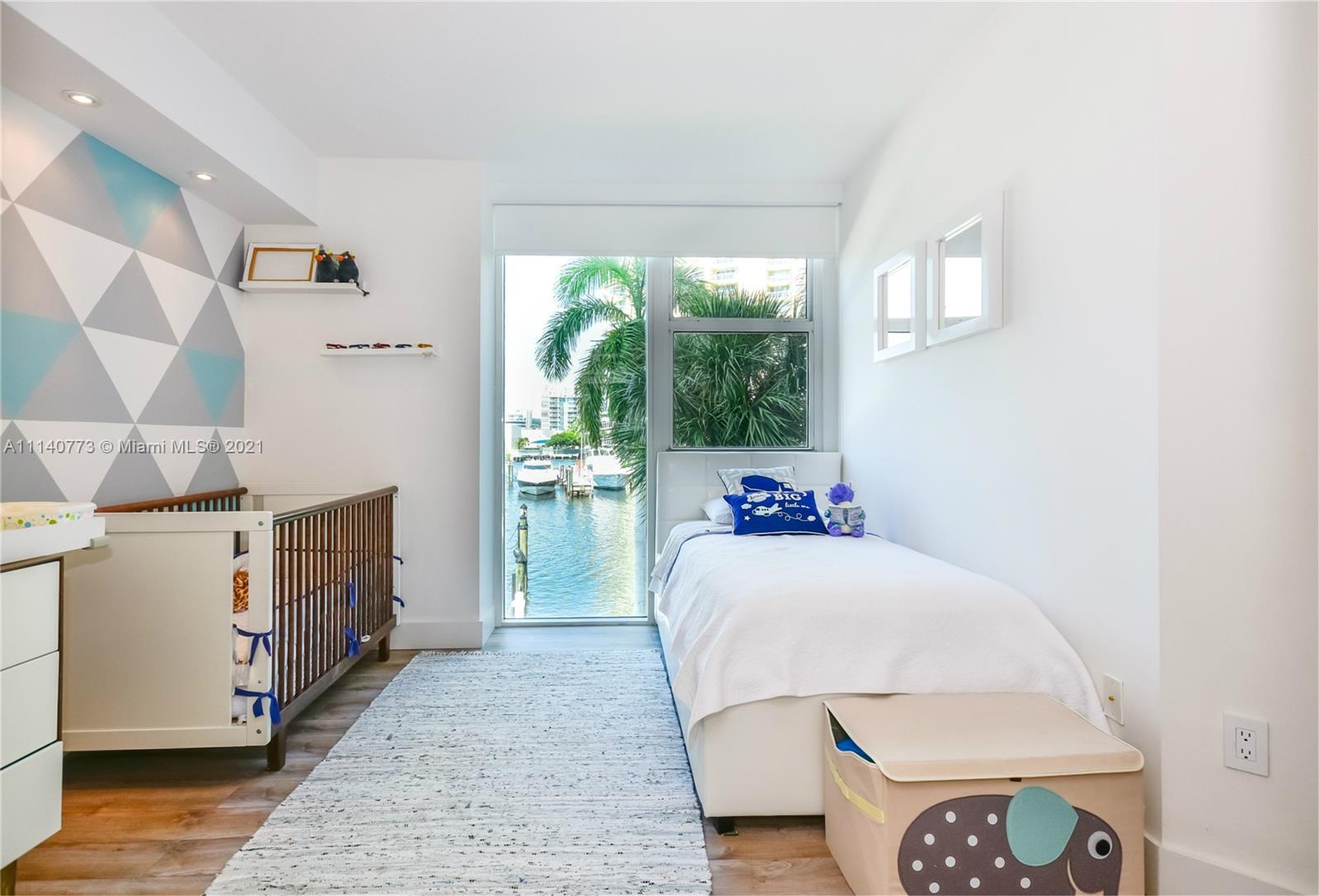 HIDDEN BAY CONDO - Residential