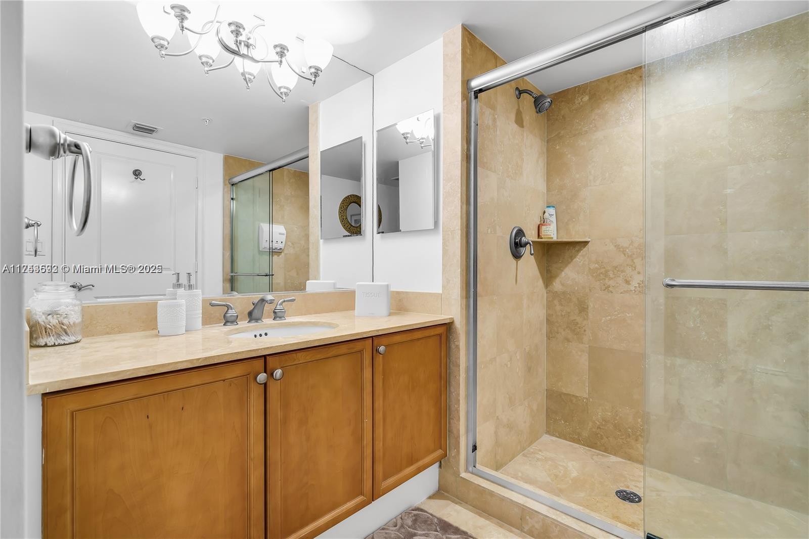 PALMETTO PLACE CONDO - Residential Lease