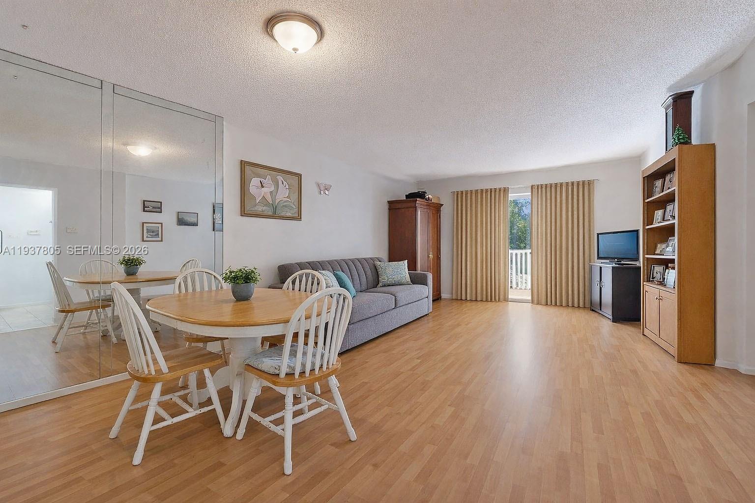 HILLCREST EAST NO 27 COND - Residential