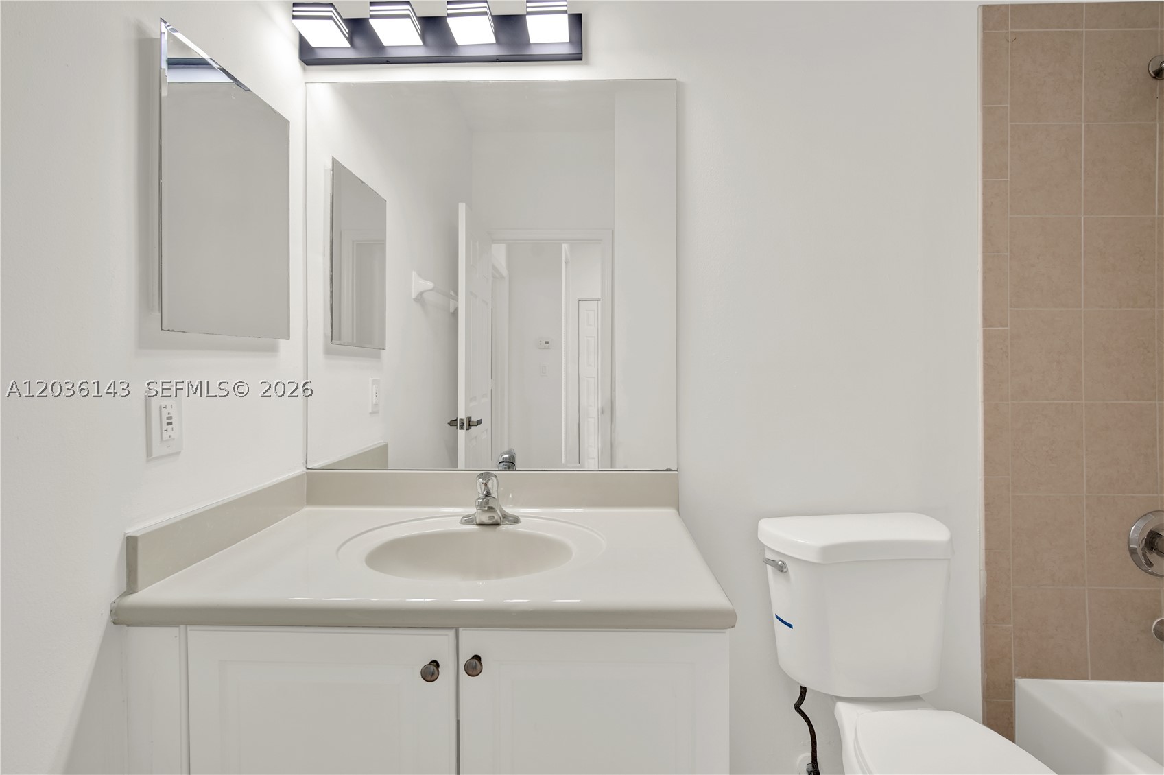 SILVER PALM EAST SEC TWO - Residential