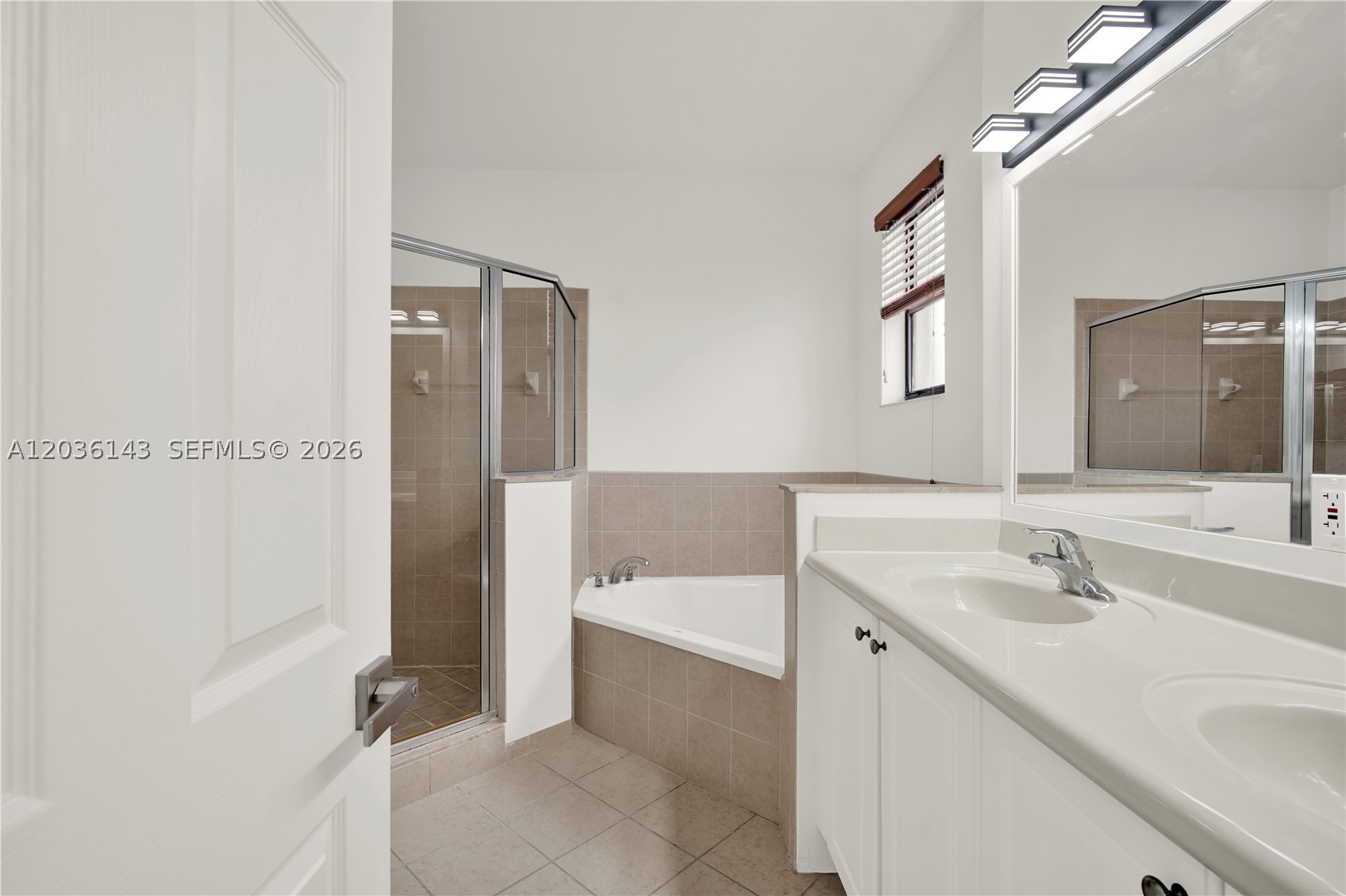 SILVER PALM EAST SEC TWO - Residential