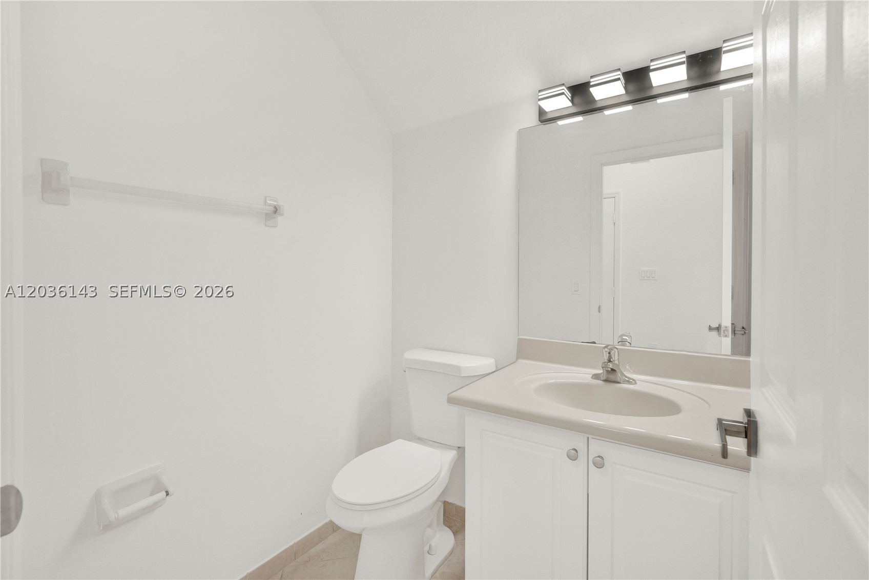 SILVER PALM EAST SEC TWO - Residential