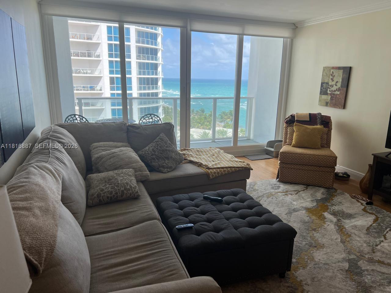 ALEXANDER TOWERS CONDO - Residential