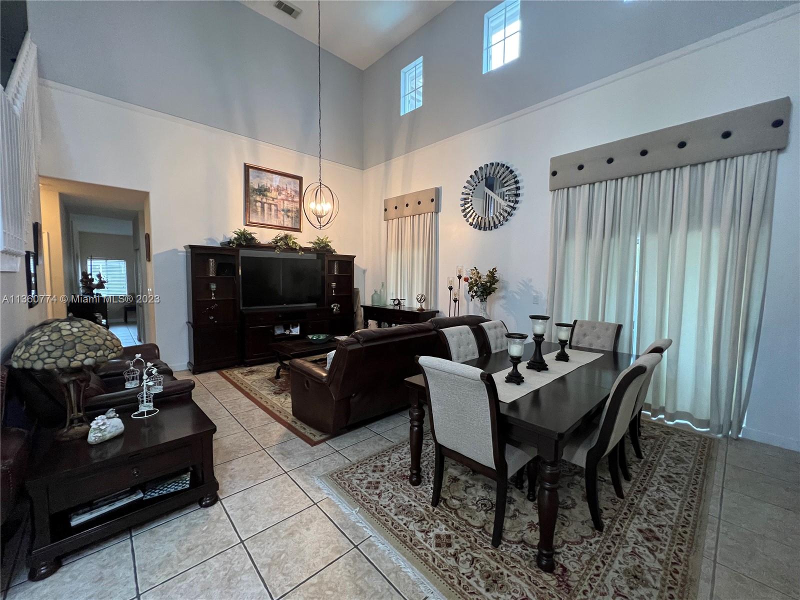 EFM ESTATES SECTIONS TWO - Residential