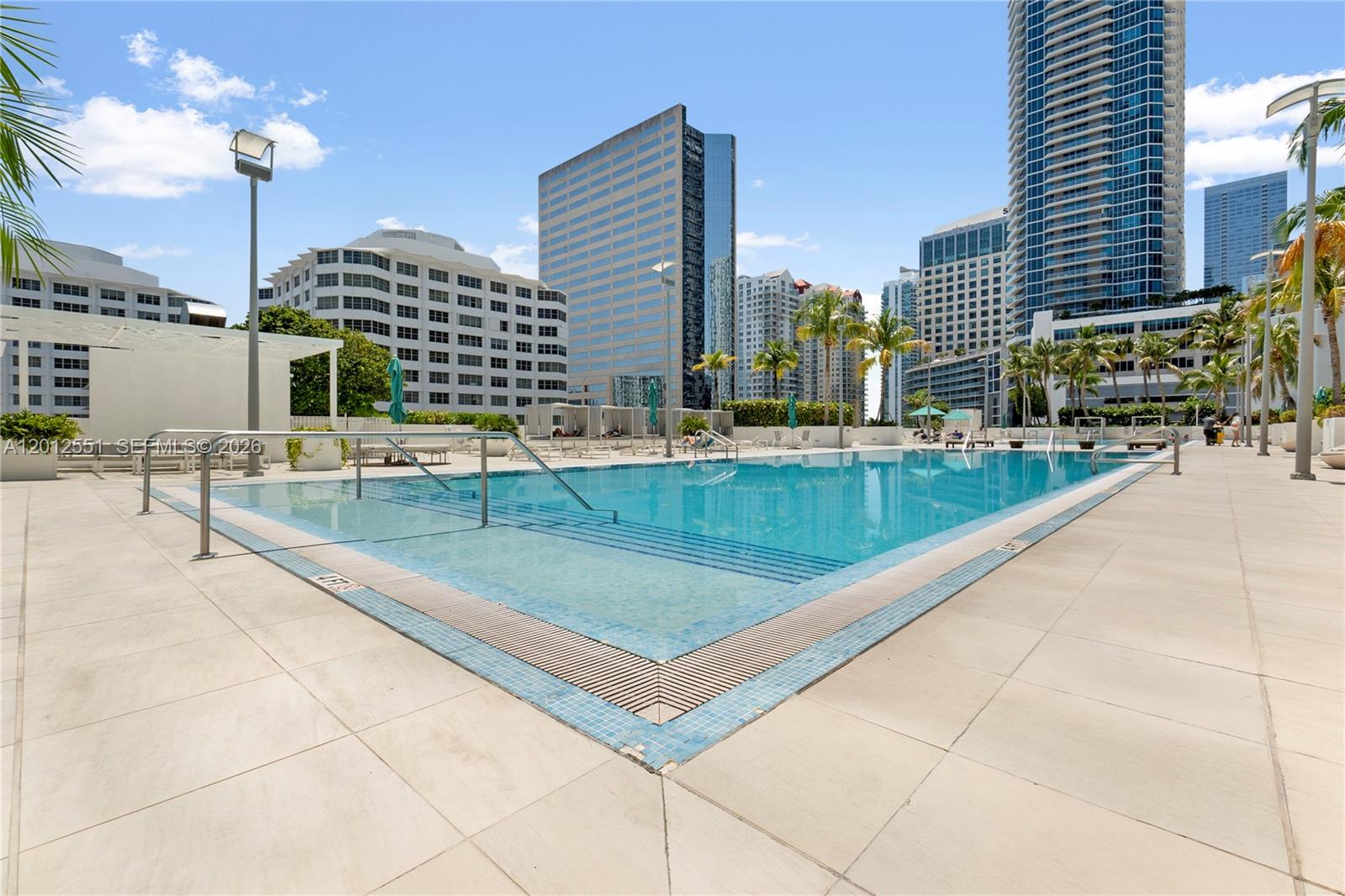 THE PLAZA 851 BRICKELL CO - Residential