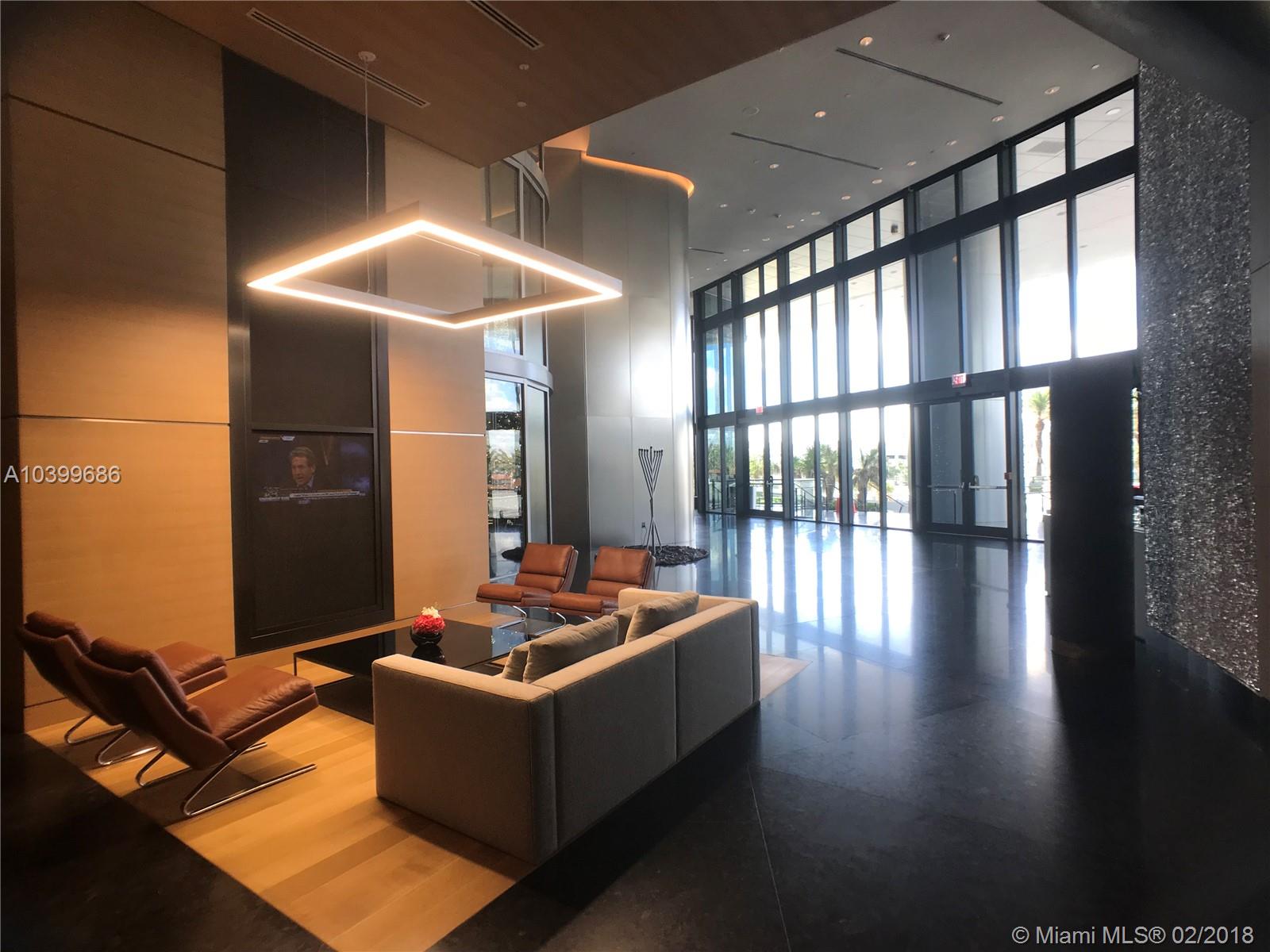 Porsche Design Tower - Residential