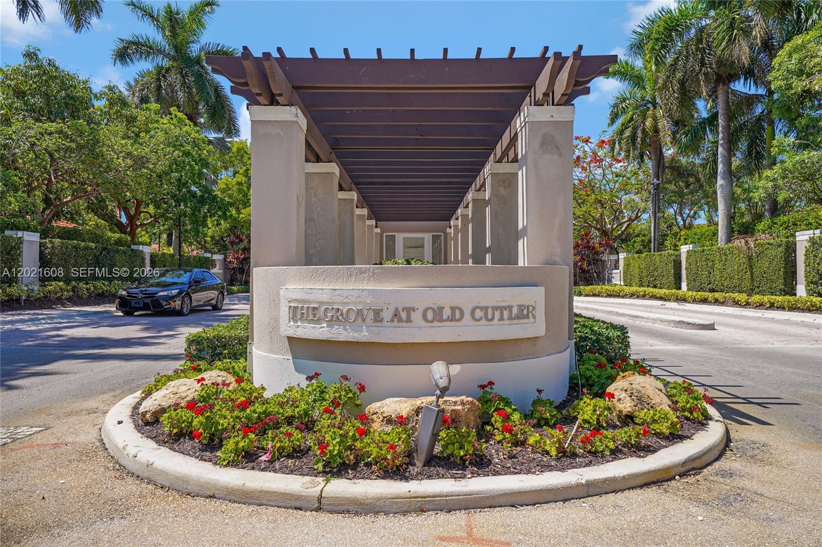 GROVES AT OLD CUTLER - Residential