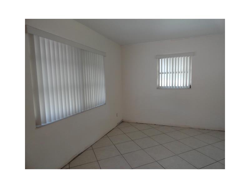 TOWN & COUNTRY ACRES 34-2 - Residential Lease