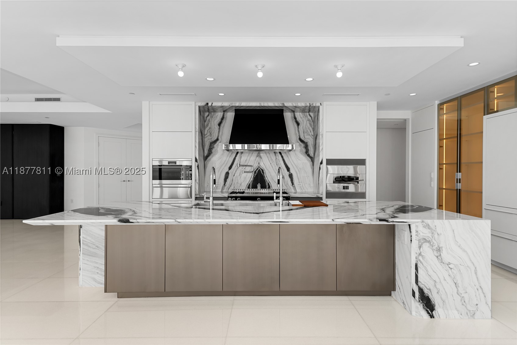 The Estates At Acqualina - Residential
