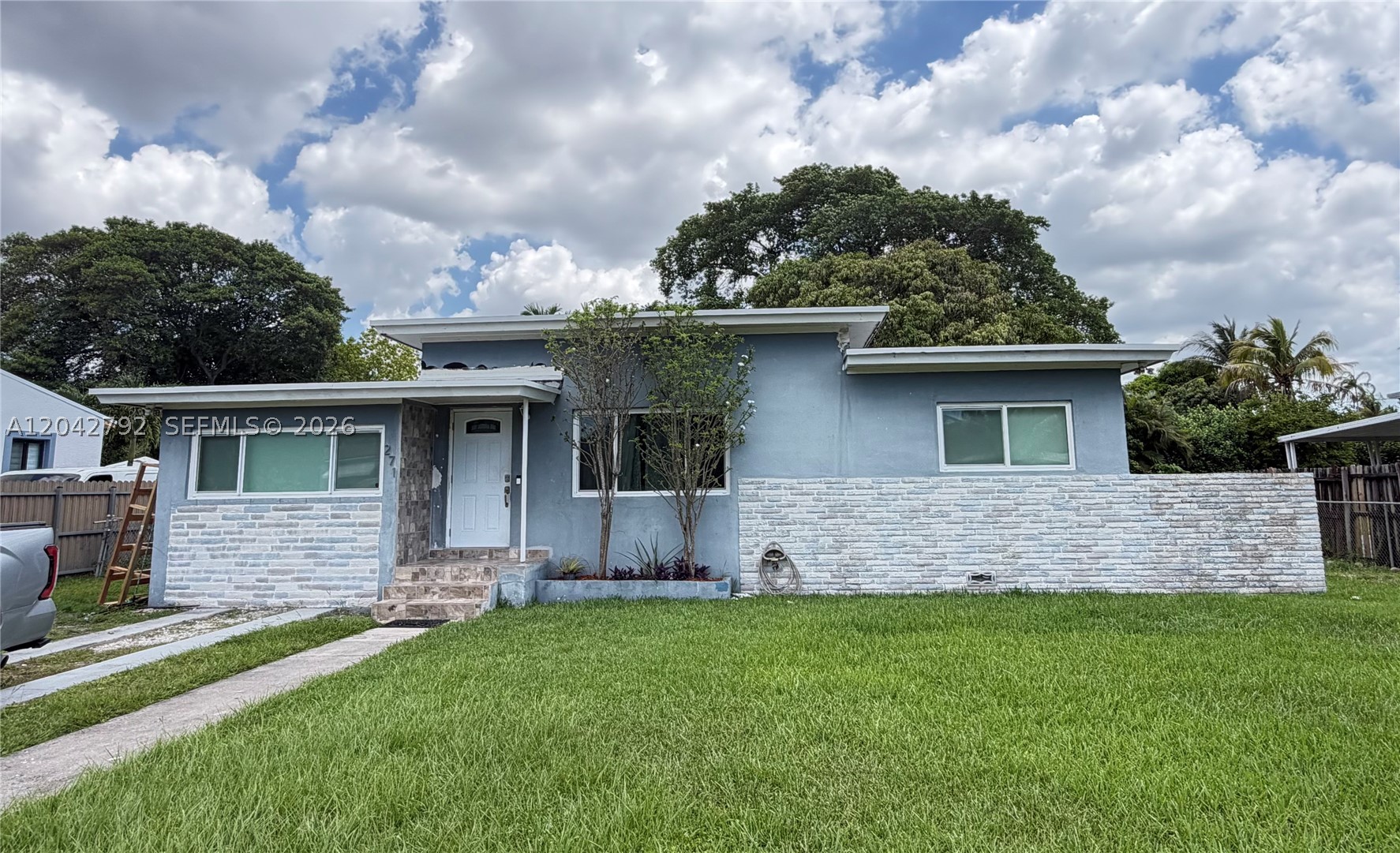 BISCAYNE GARDENS SEC E PA - Residential