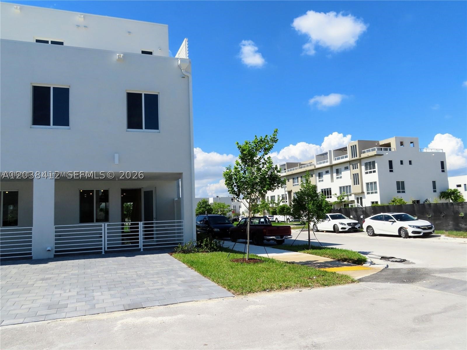 LANDMARK AT DORAL CONDO N - Residential Lease