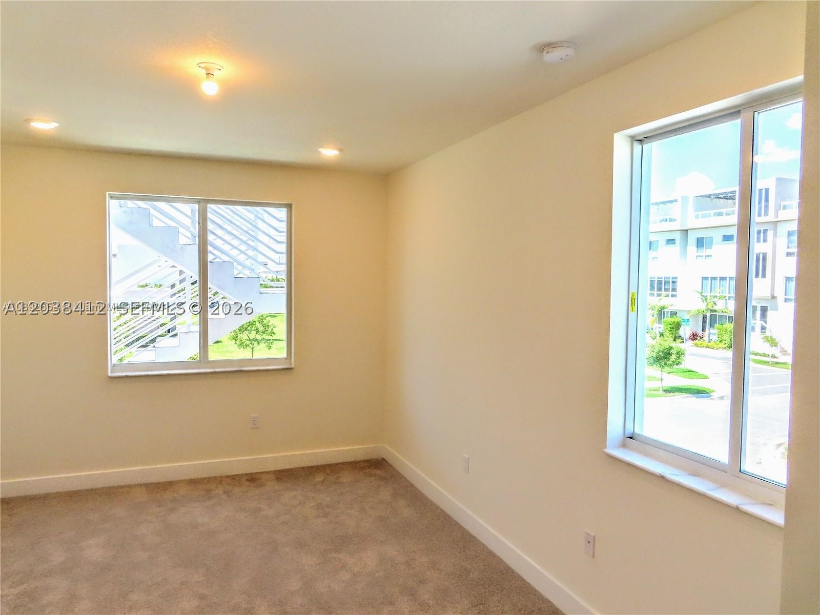 LANDMARK AT DORAL CONDO N - Residential Lease