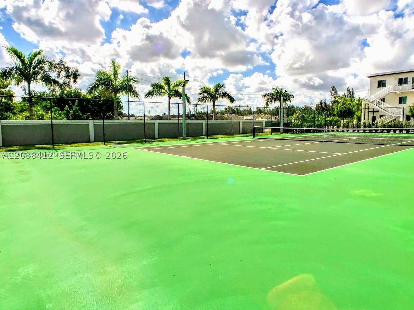 LANDMARK AT DORAL CONDO N - Residential Lease