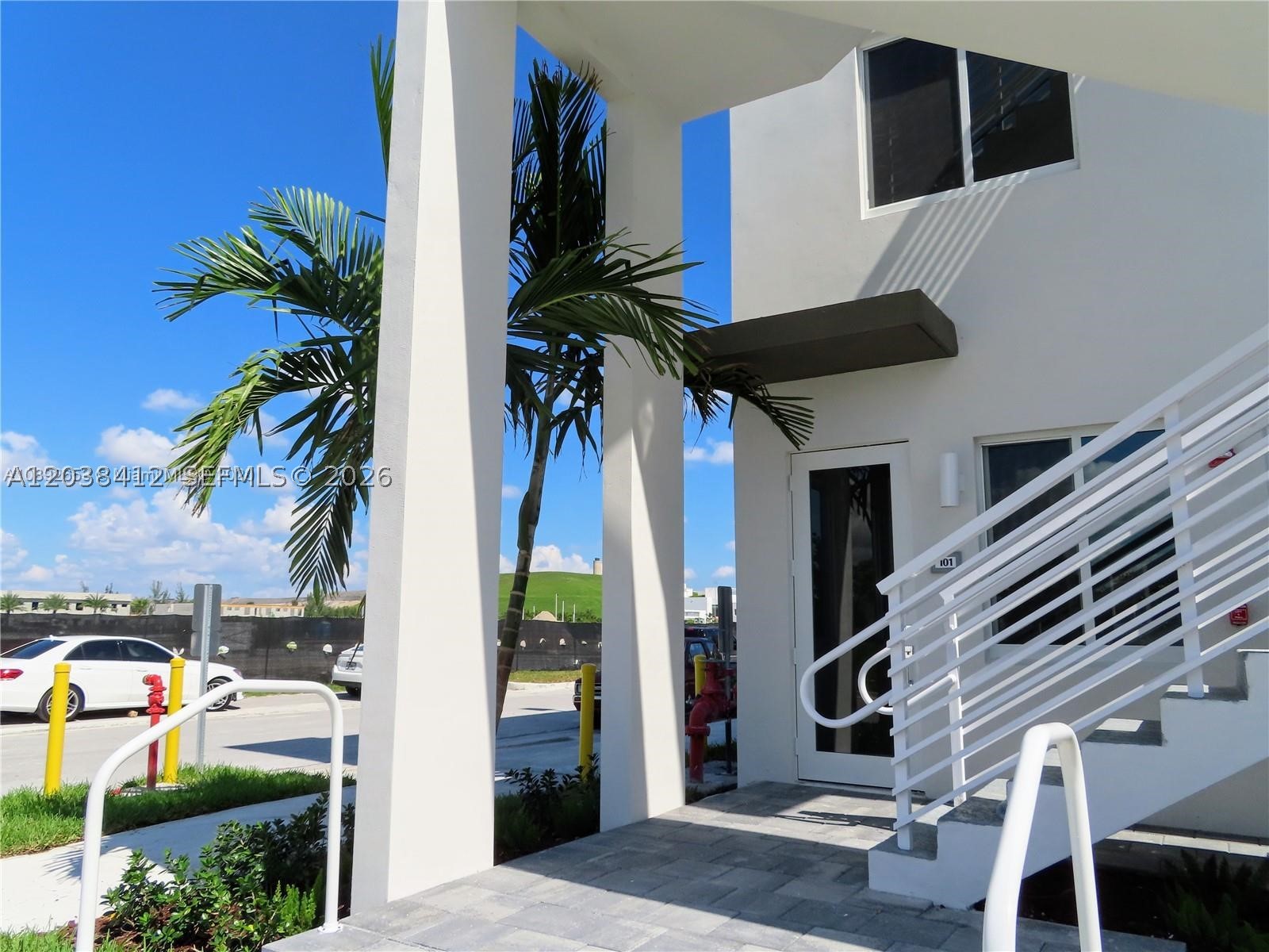 LANDMARK AT DORAL CONDO N - Residential Lease