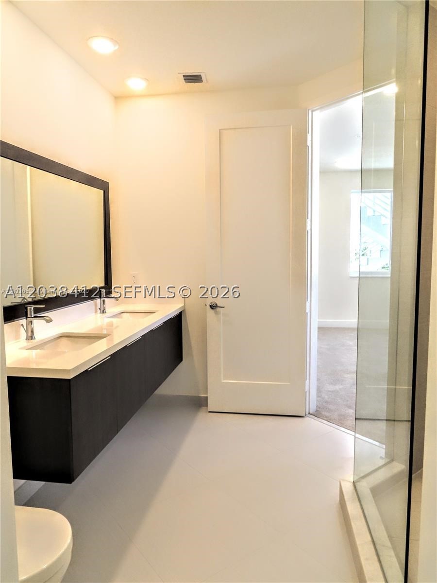 LANDMARK AT DORAL CONDO N - Residential Lease