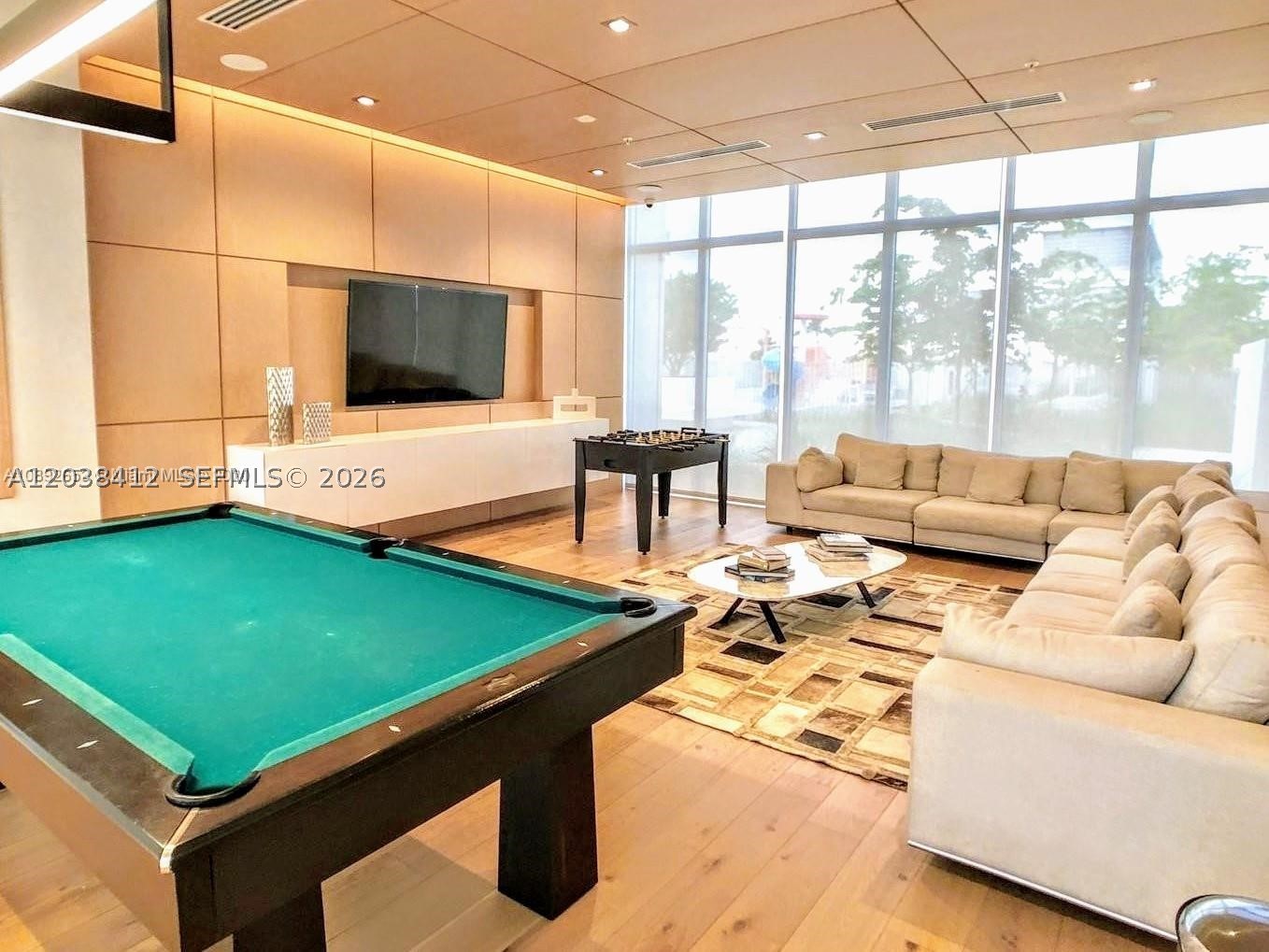 LANDMARK AT DORAL CONDO N - Residential Lease