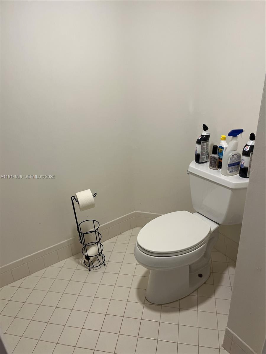 SUFFOLK AT CENTURY VILLAG - Residential