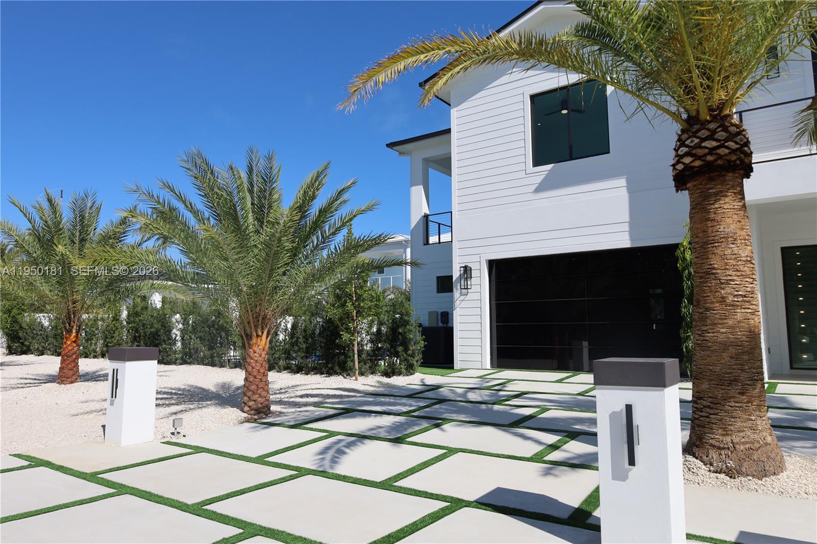 PORT LARGO 3RD ADD - Residential