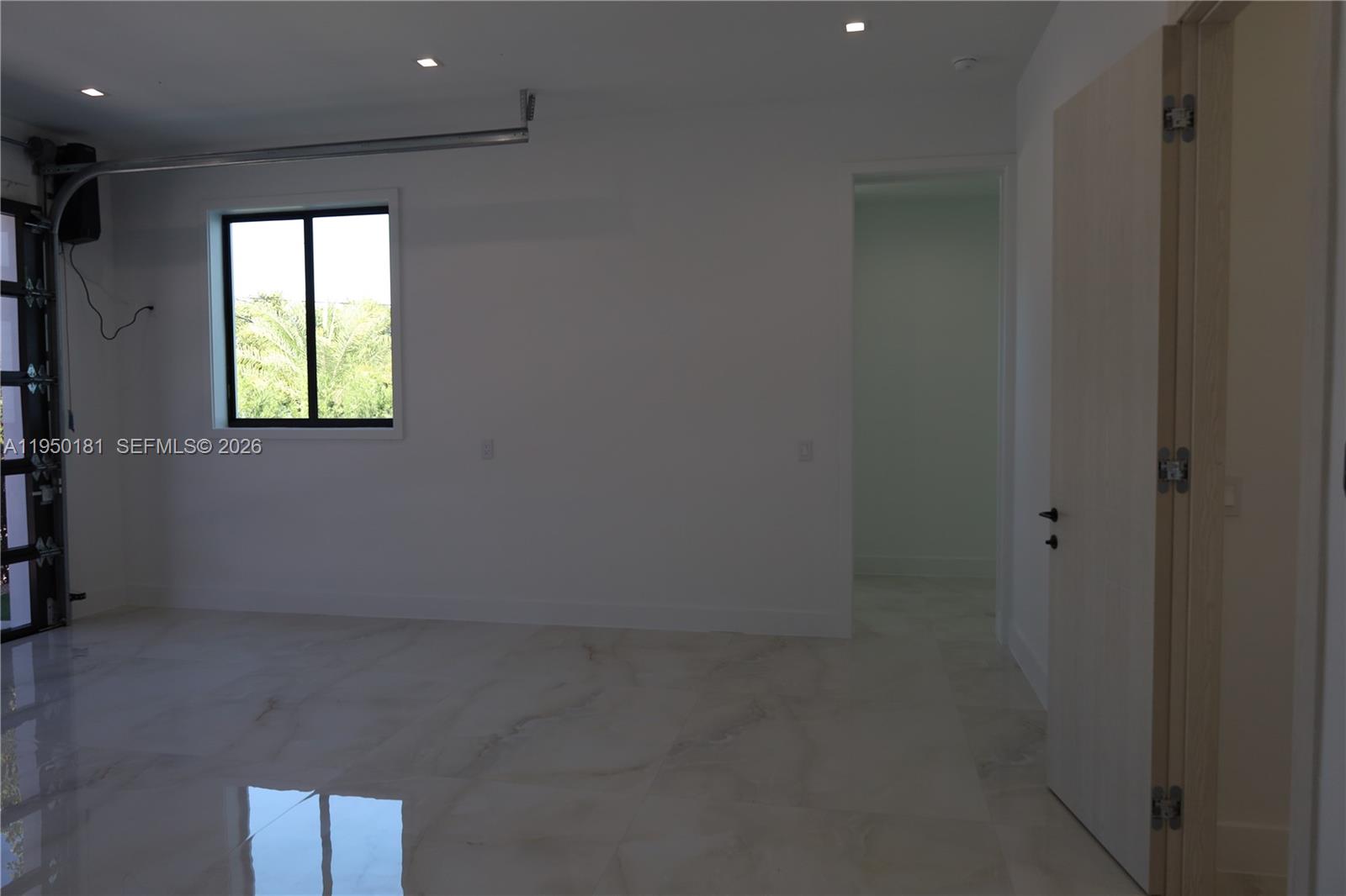 PORT LARGO 3RD ADD - Residential