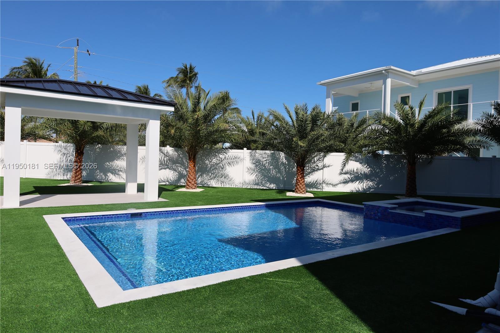 PORT LARGO 3RD ADD - Residential