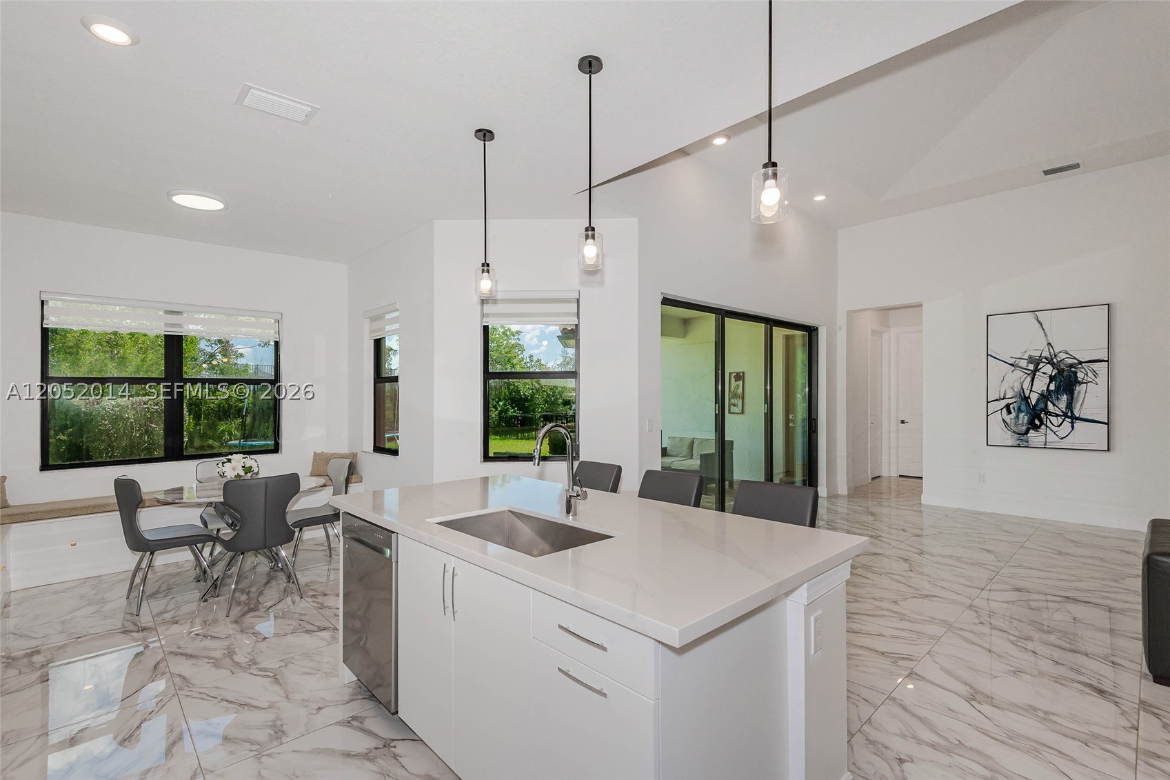 PARKLAND BAY - Residential Lease