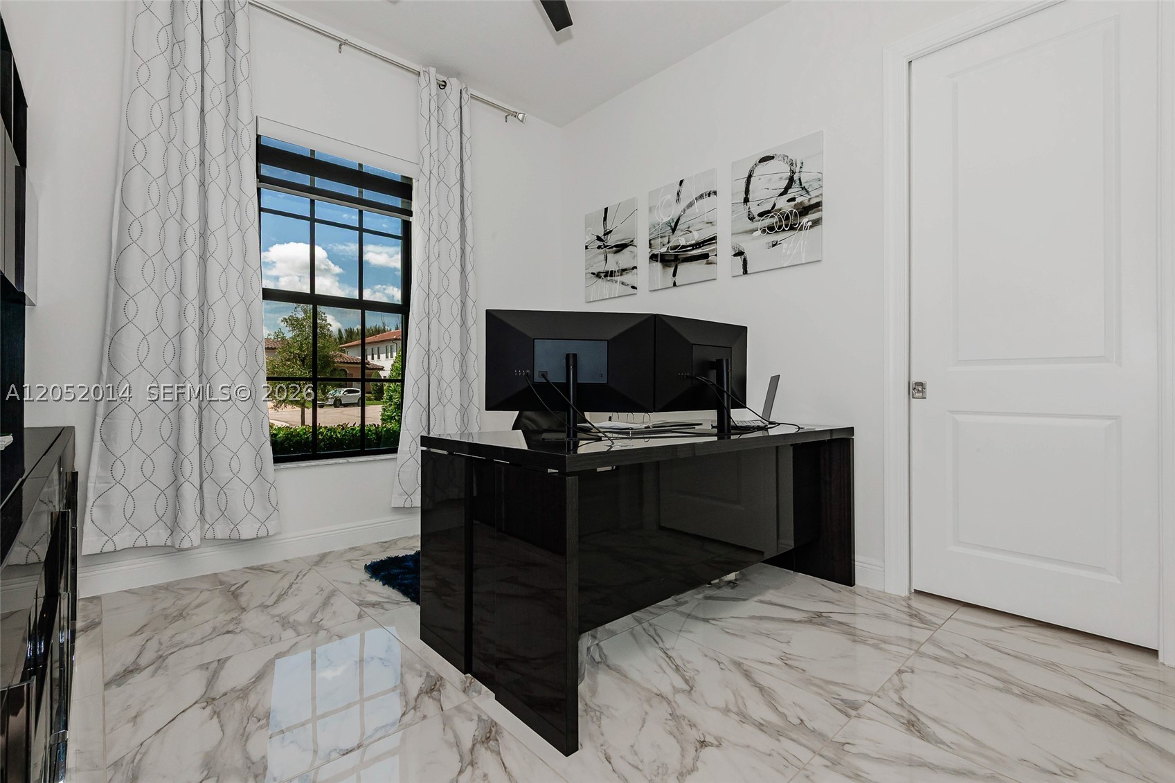 PARKLAND BAY - Residential Lease