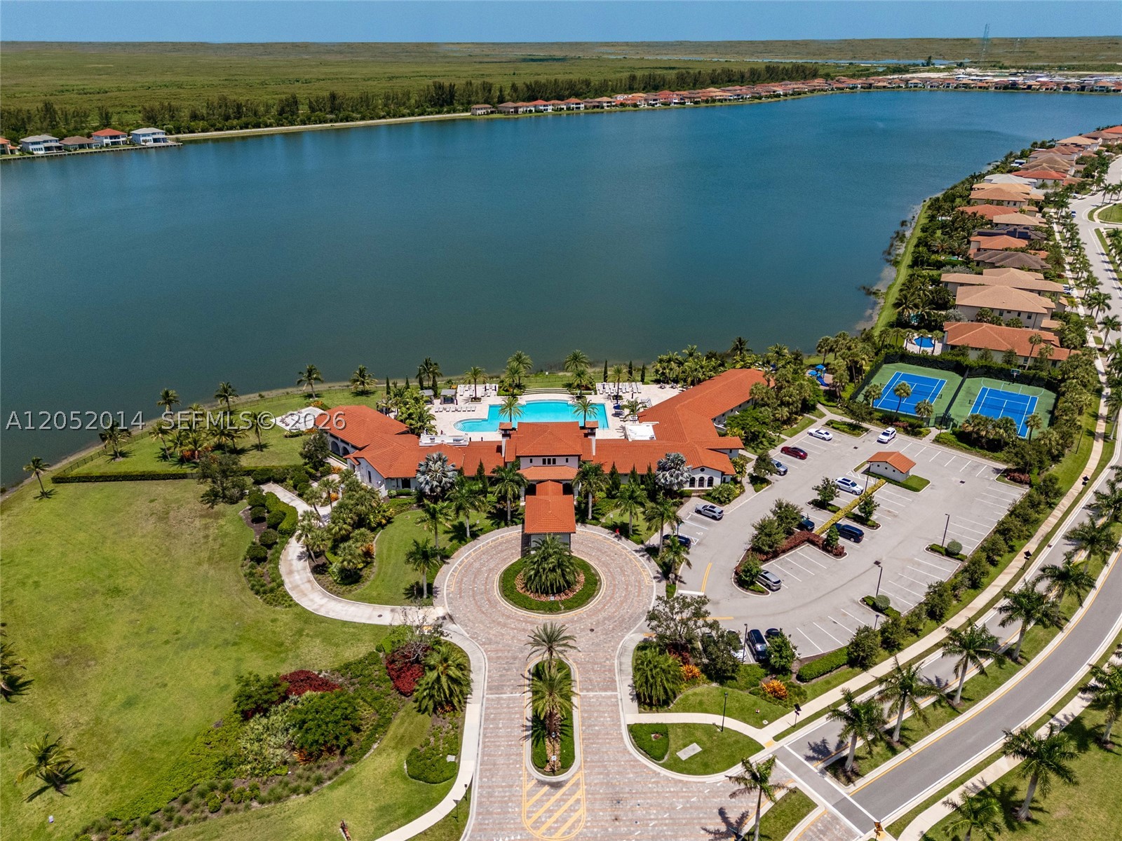 PARKLAND BAY - Residential Lease