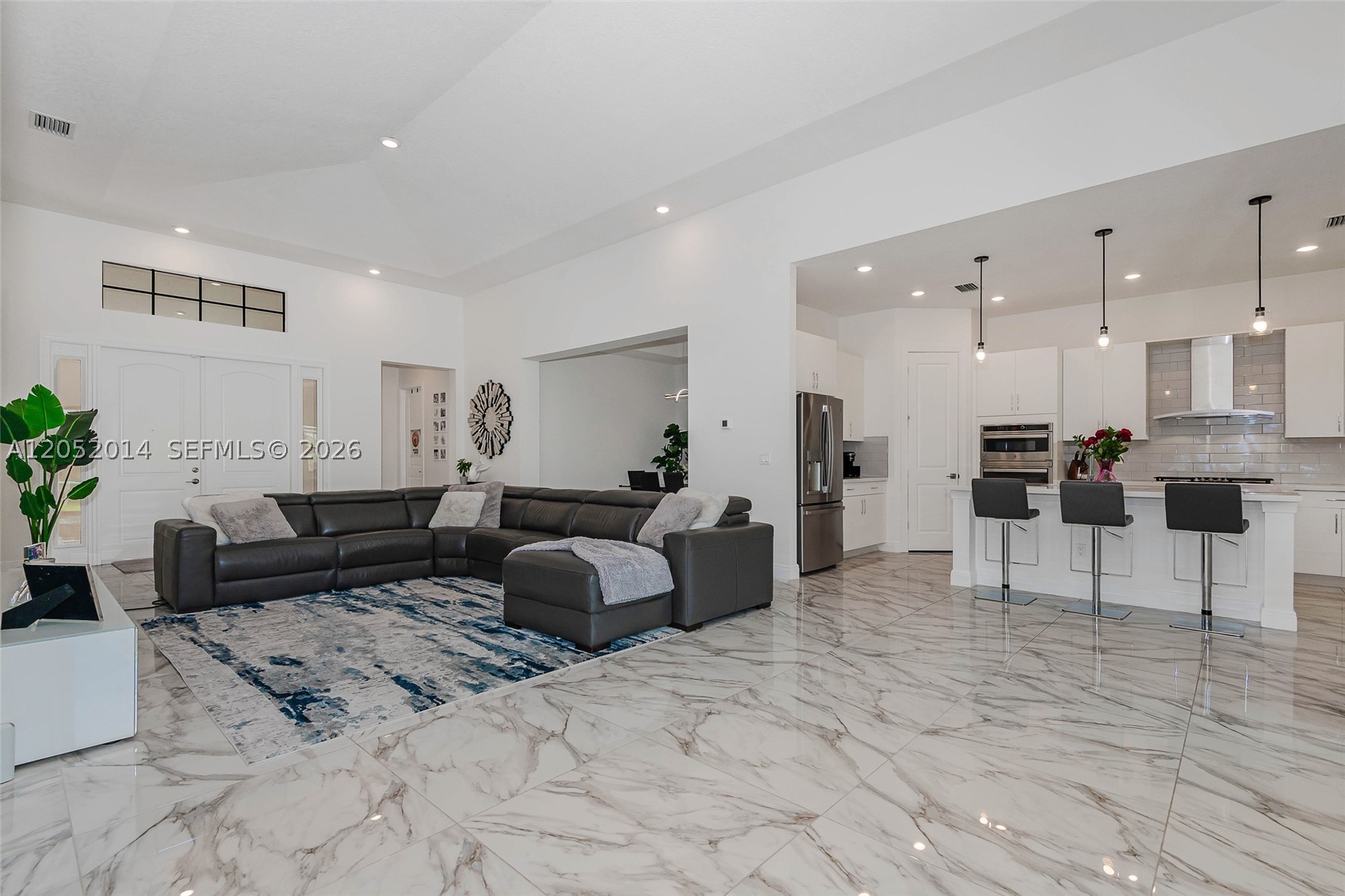 PARKLAND BAY - Residential Lease