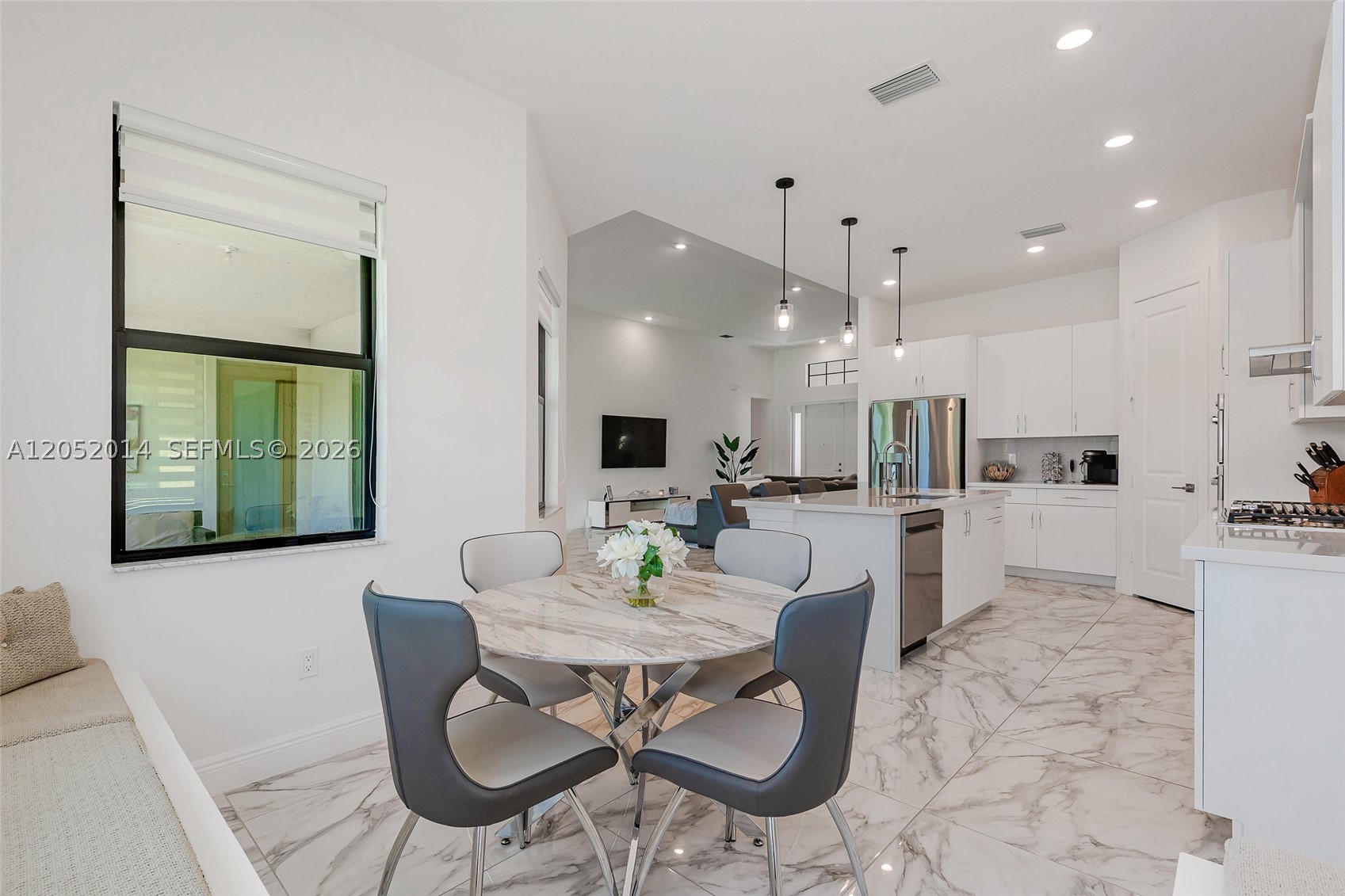PARKLAND BAY - Residential Lease
