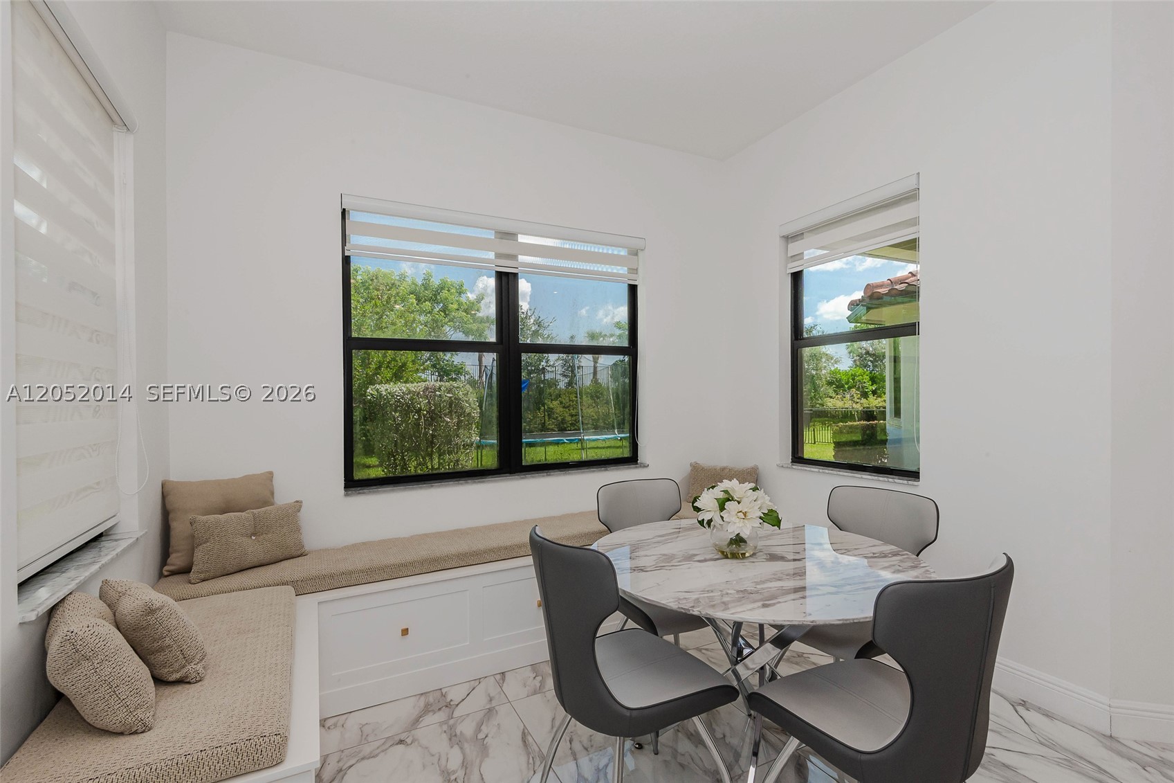 PARKLAND BAY - Residential Lease