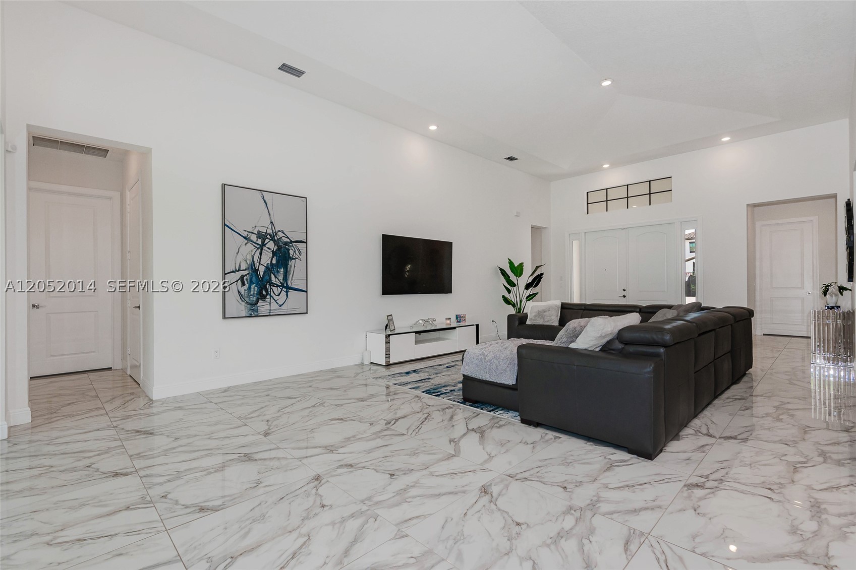 PARKLAND BAY - Residential Lease