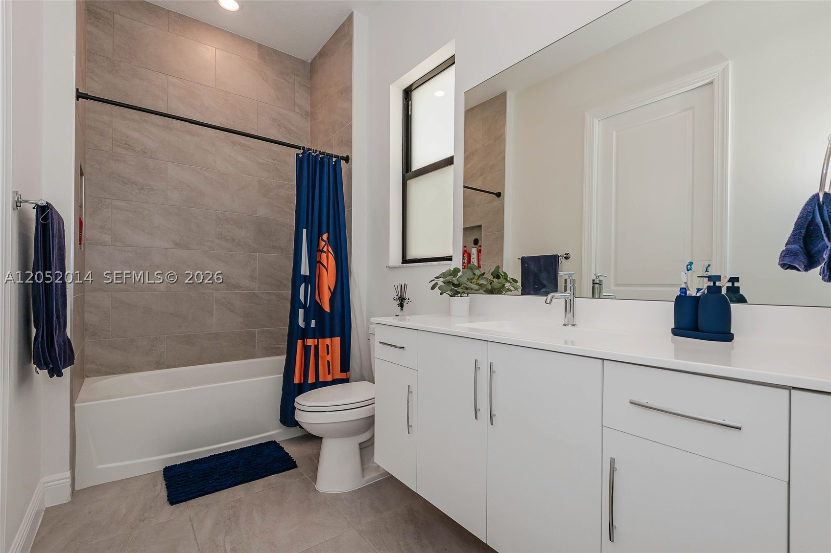 PARKLAND BAY - Residential Lease