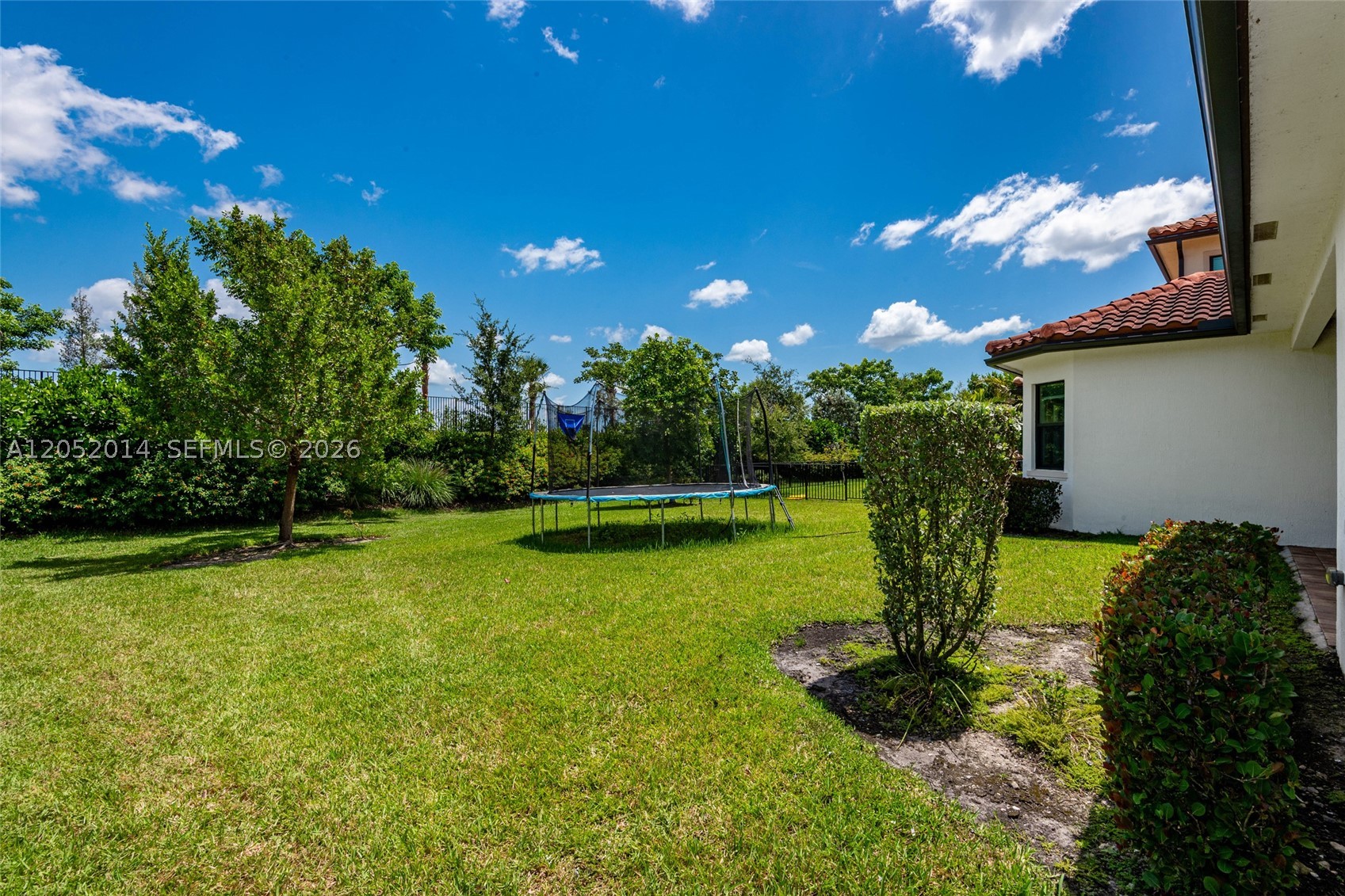 PARKLAND BAY - Residential Lease