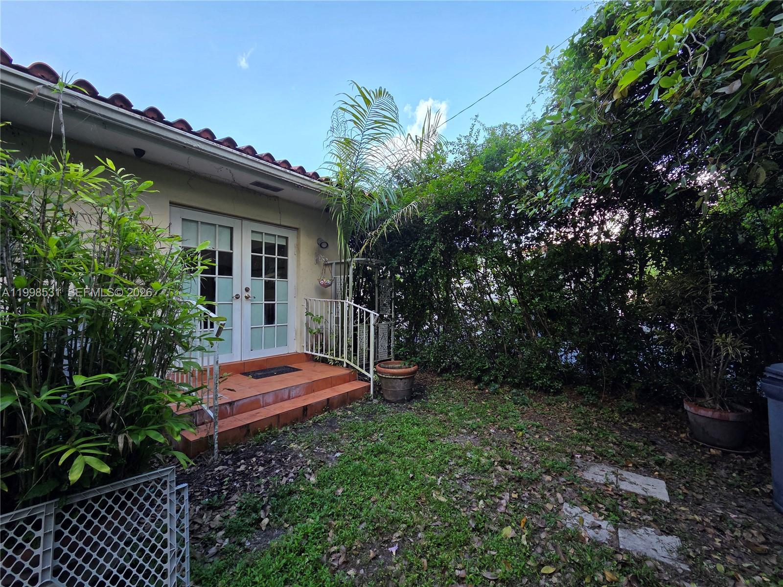 CORAL GABLES CRAFTS SEC - Residential