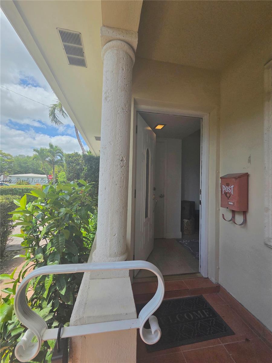 CORAL GABLES CRAFTS SEC - Residential