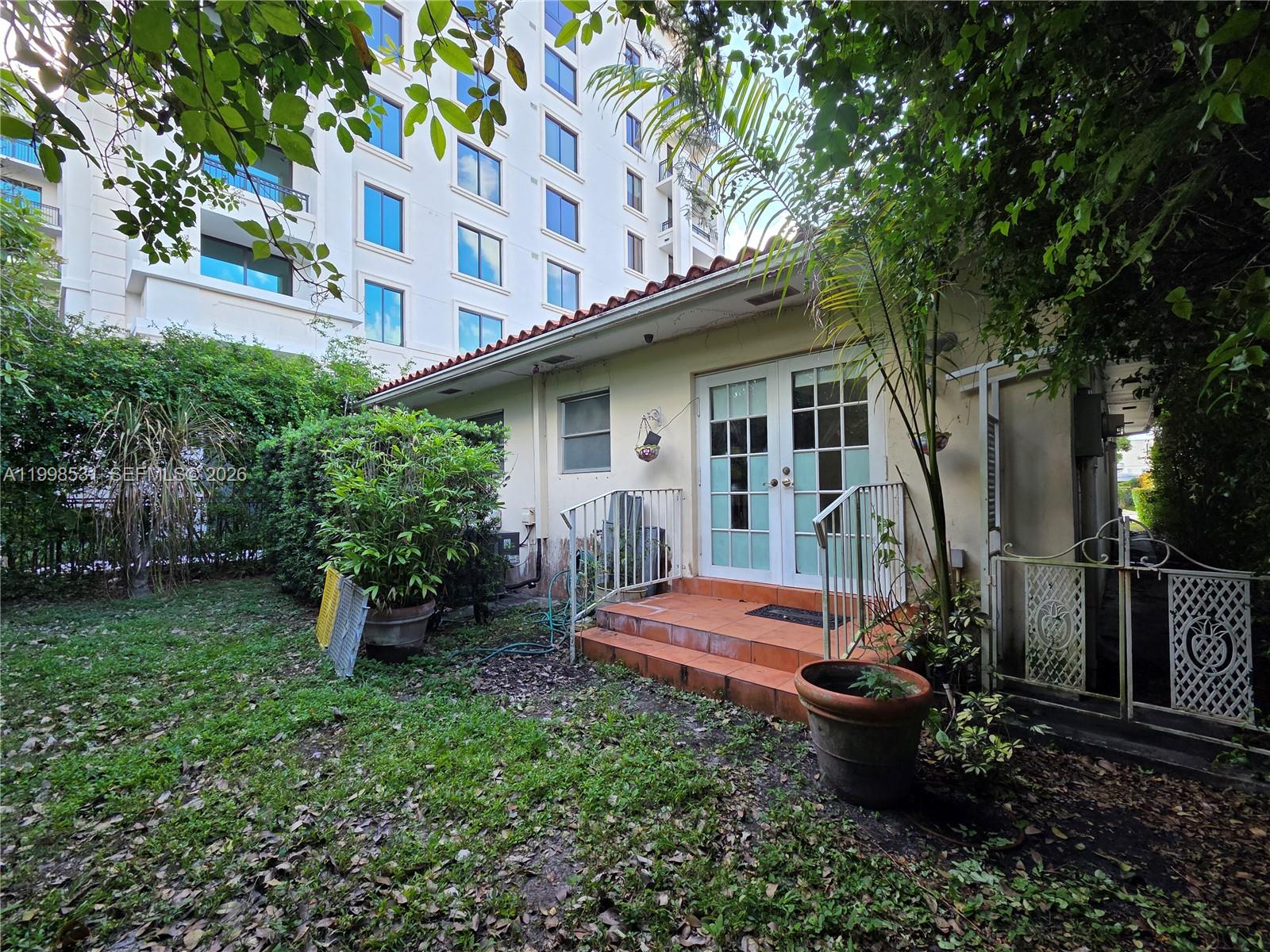 CORAL GABLES CRAFTS SEC - Residential