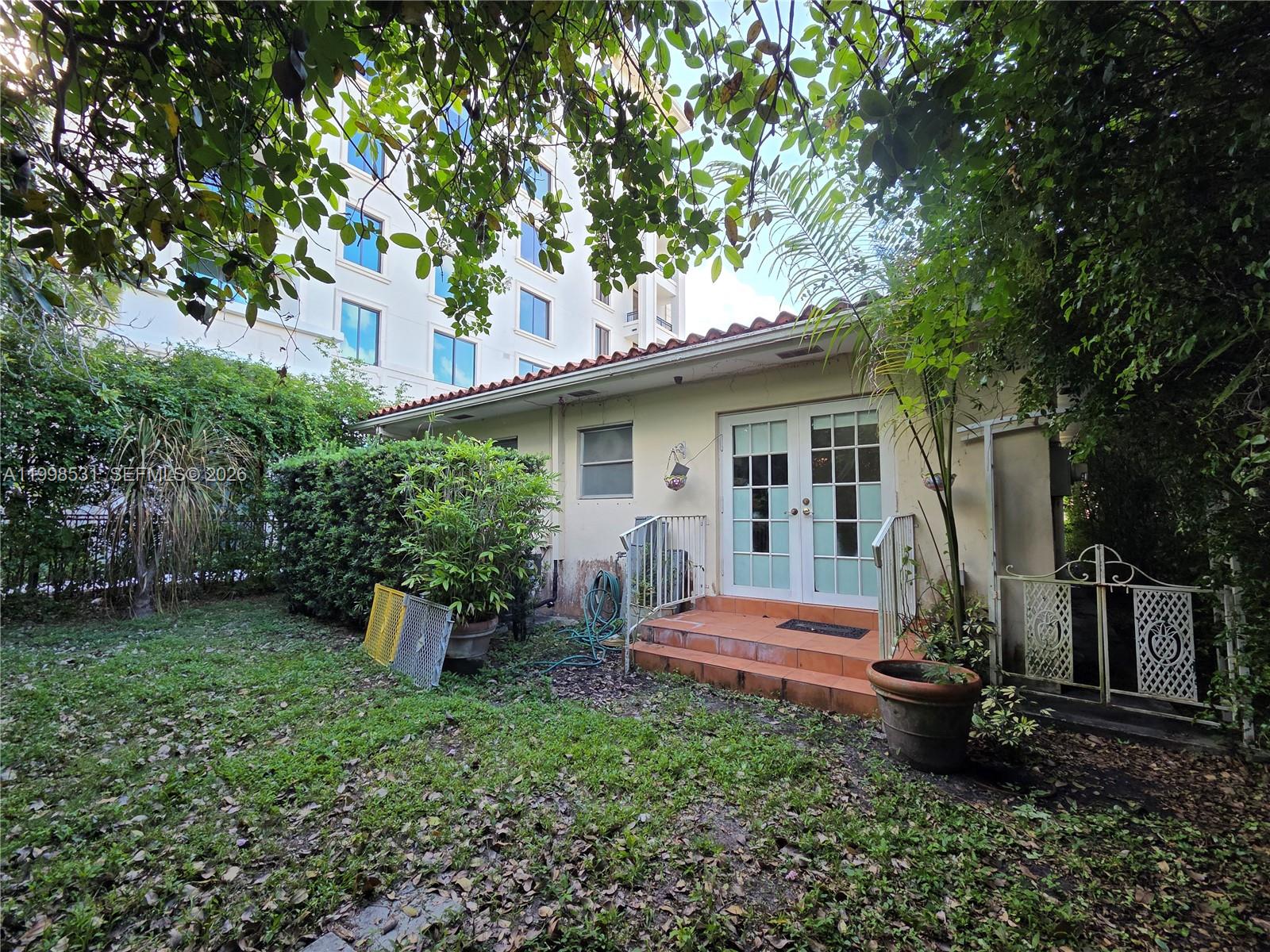 CORAL GABLES CRAFTS SEC - Residential
